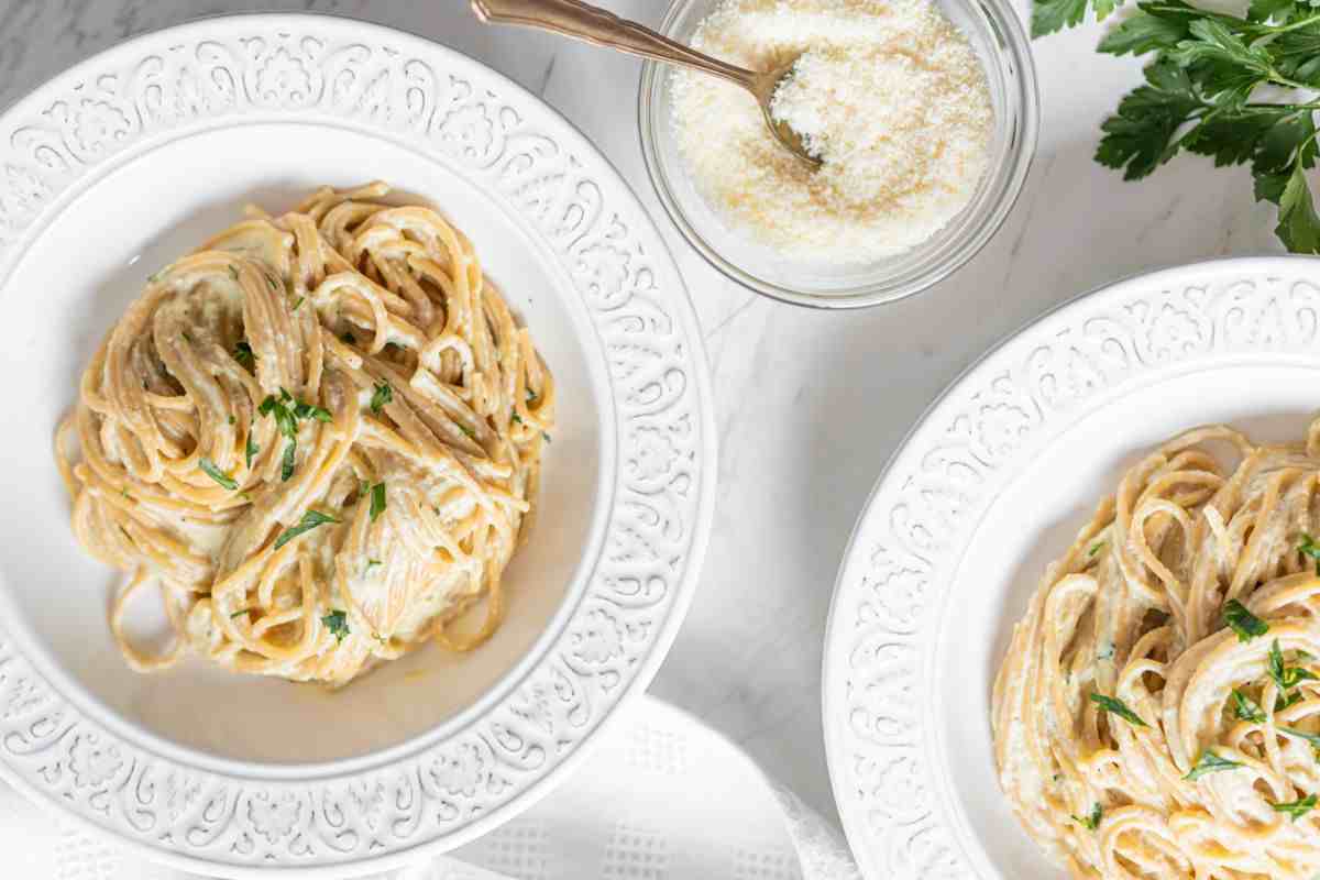 spaghetti tonno parmigiano e formaggio spalmabile