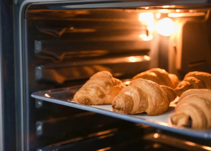 croissant in forno
